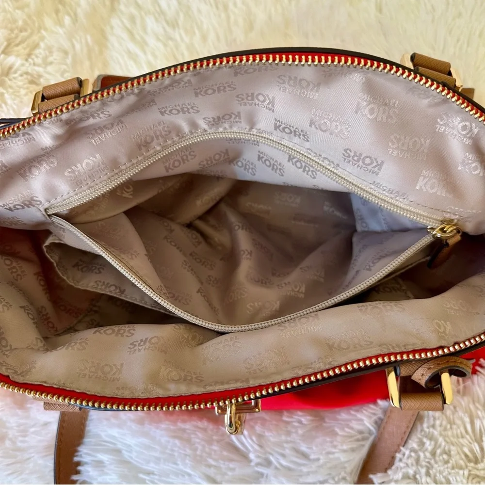 Michael Kors Hamilton Nylon Large Red Messenger Tote Bag - Picture 8 of 10